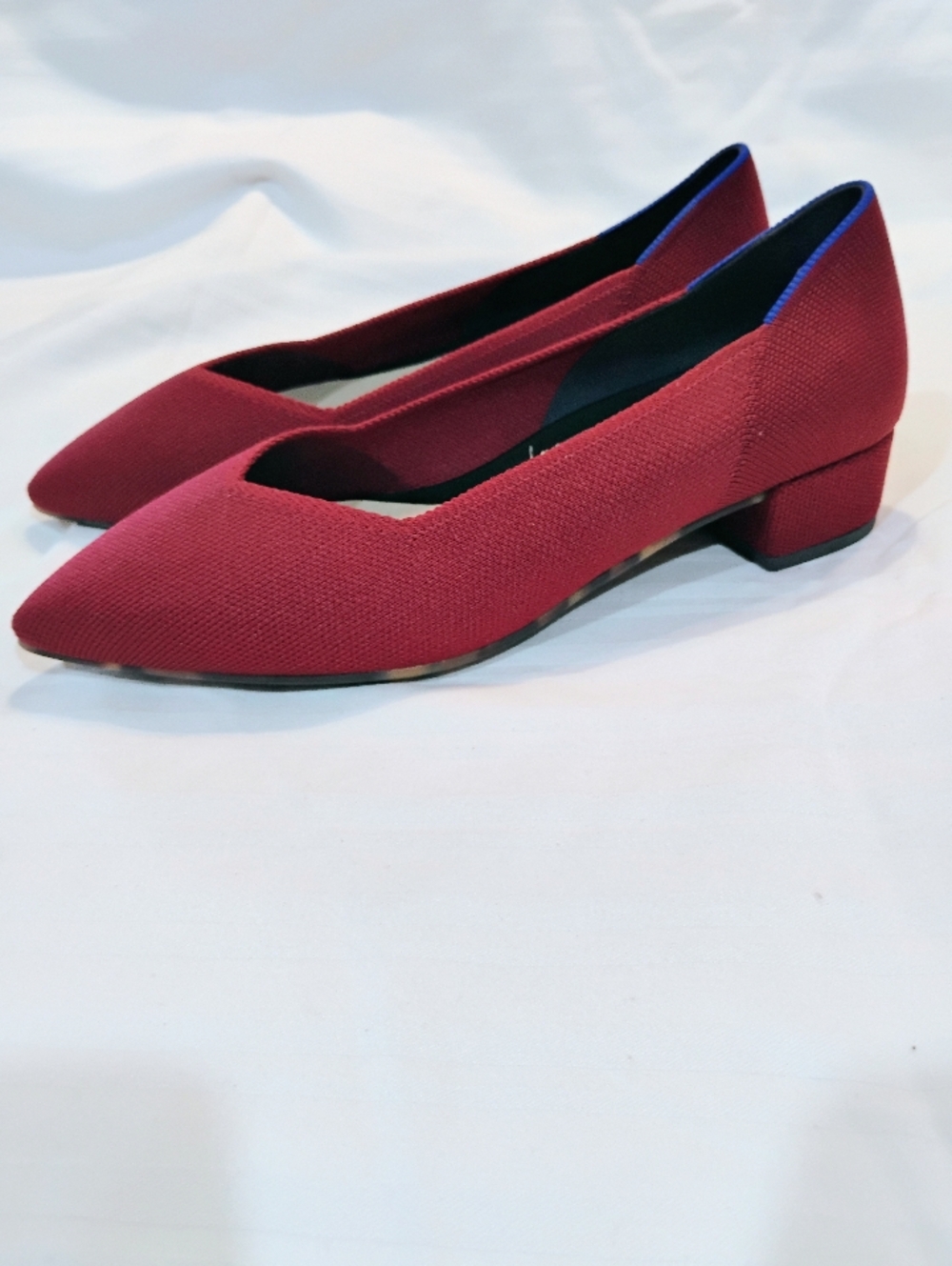 NEW Rothy's Womens Heels Pumps 9.5 Red Pointed Toe 1 1/4" Heel The High Point